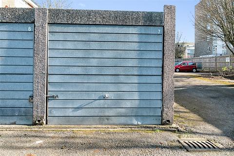 Flat 5, 7 Brambledown Road, Wallington, SM6 0TG