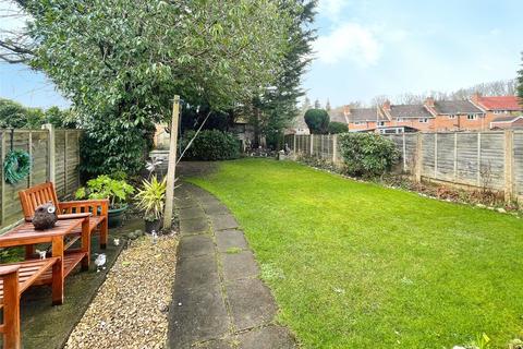13 Studley Road, Finchfield, Wolverhampton, WV3 9BB