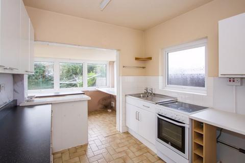 2 bedroom detached bungalow for sale, Dunster Drive, Sully