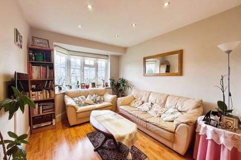 6 bedroom semi-detached house for sale, Green Lane, Edgware