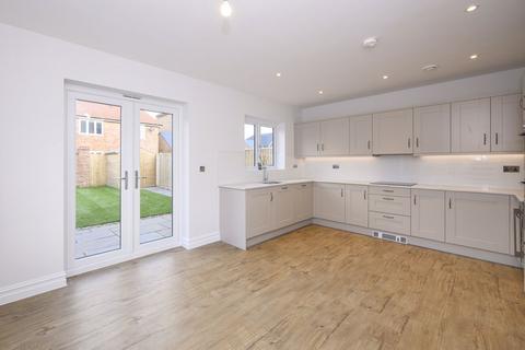 3 bedroom end of terrace house for sale, The Stokes, Leighwood Fields, Cranleigh