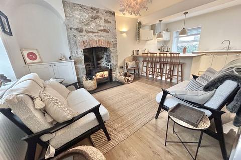 2 bedroom cottage for sale, Erskine Terrace, Conwy