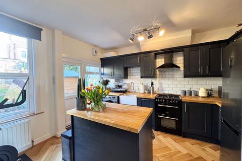 66 Liddon Road, Bromley, BR1 2SS