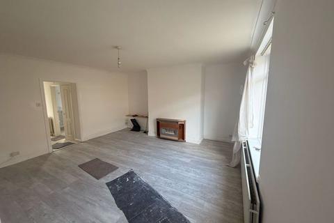2 bedroom terraced house to rent, Katherine Street, Ashington