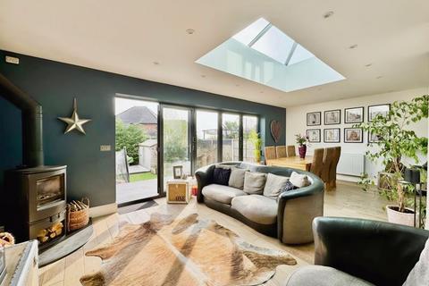 10 Ashurst Road, Sutton Coldfield, B76 1JH