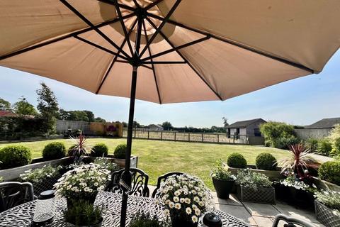 6 bedroom detached house for sale, Strawberry View, Wainfleet Road, Burgh le Marsh