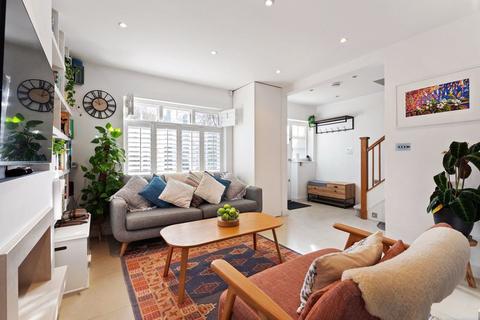 3 bedroom cottage for sale, Westholm, Hampstead Garden Suburb, NW11