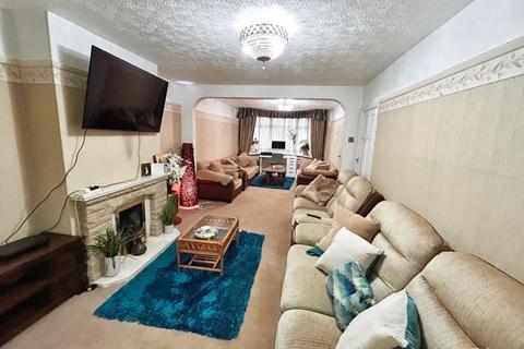 3 bedroom semi-detached house for sale, Ashcombe Avenue, Handsworth Wood, Birmingham, B20 1AT