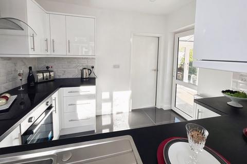 2 bedroom semi-detached bungalow for sale, Broomhill Close, Great Barr, Birmingham, B43 5BT