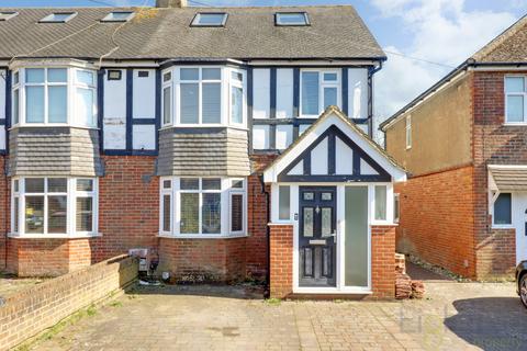 4 bedroom semi-detached house for sale, Vale Avenue, Brighton