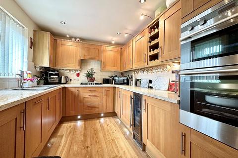 19 Grangewood, Northampton, NN4 0QN