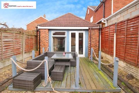 2 bedroom semi-detached house for sale, Hednesford Road, Walsall