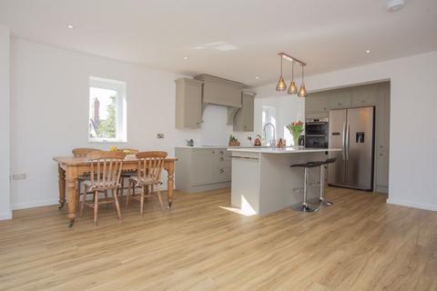 4 bedroom detached house for sale, Church Street, Empingham