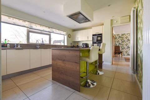 4 bedroom detached bungalow for sale, Westwood, Braceborough, Stamford