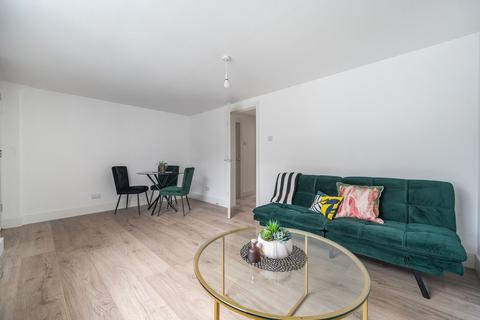 1 bedroom flat to rent, Gipsy Hill, SE19