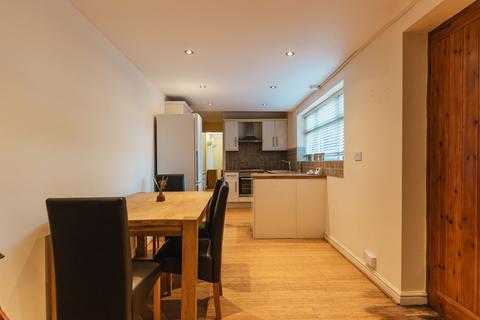 2 bedroom end of terrace house for sale, The Mews, Avenue Road Extension, Clarendon Park, LE2