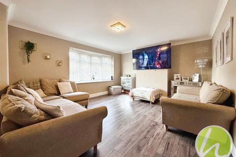 3 bedroom end of terrace house for sale, Claudian Way, Grays, RM16