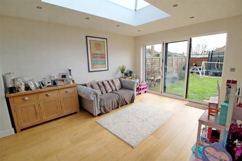 3 bedroom semi-detached house for sale, Manor Close, Langtoft, Peterborough, Lincolnshire, PE6