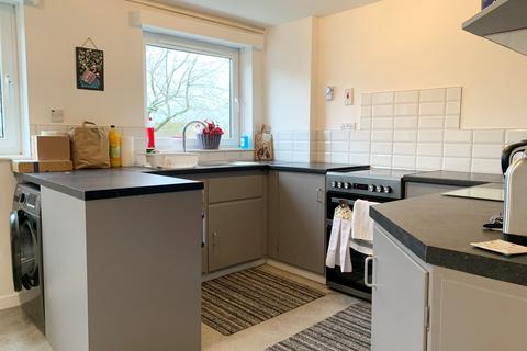 2 bedroom flat to rent, Norton Close, Southwick