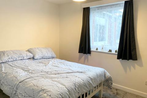 2 bedroom flat to rent, Norton Close, Southwick