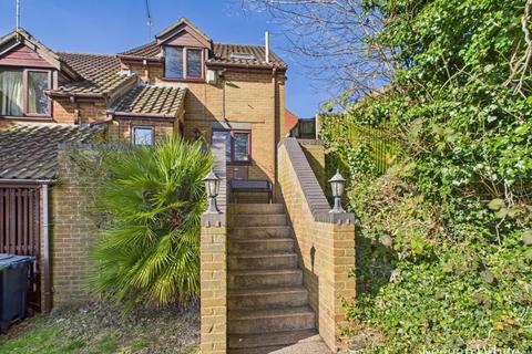 2 bedroom semi-detached house for sale, Wyatt Close, High Wycombe