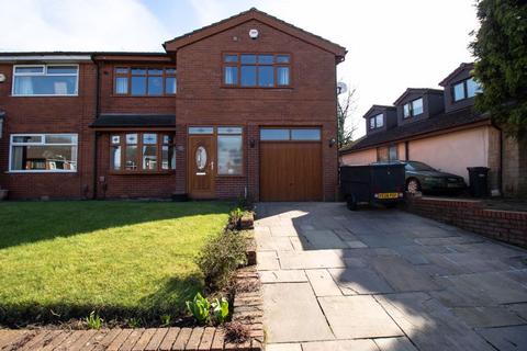 4 bedroom semi-detached house for sale, Cemetery Road, Bolton BL4