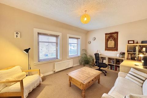 22 Allan Square, Irvine, KA12 0LF