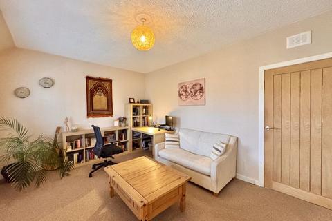 22 Allan Square, Irvine, KA12 0LF