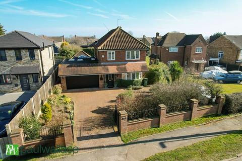 4 bedroom detached house for sale, Newgatestreet Road, Goffs Oak