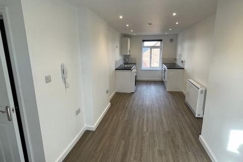 1 bedroom apartment to rent, Mansfield Road, Alfreton, DE55 7JJ