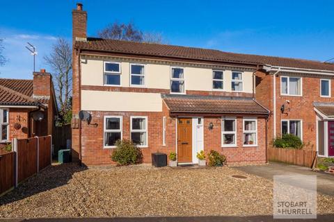 4 bedroom detached house for sale, Sampson Road, North Walsham NR28