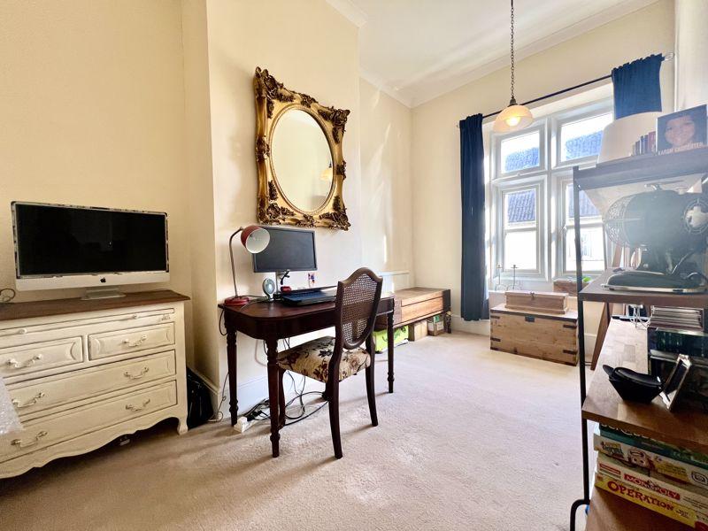 Office / Bedroom...