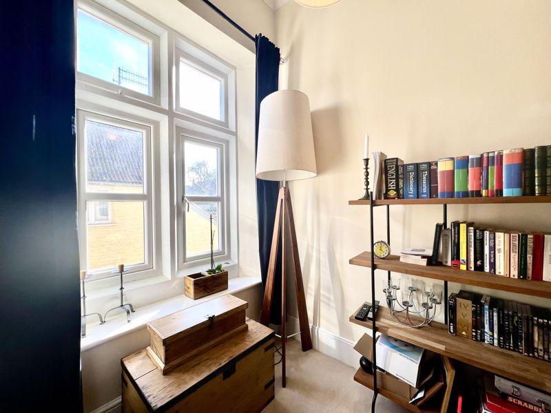 Office / Bedroom...