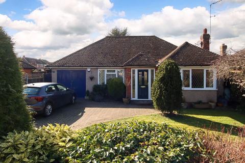 3 bedroom bungalow for sale, Grove Park, Tring