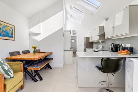 75 Speer Road, Thames Ditton, KT7 0PT