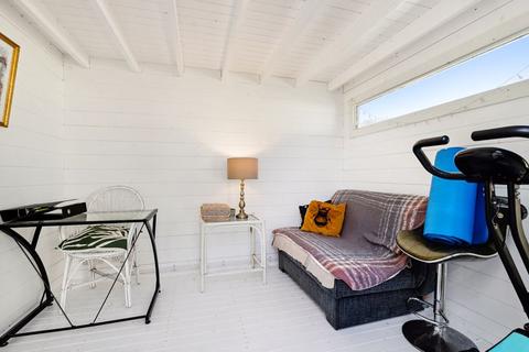 75 Speer Road, Thames Ditton, KT7 0PT