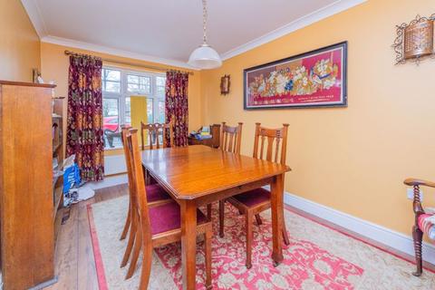 20 Castle Walks, Chirk, Wrexham, LL14 5LQ