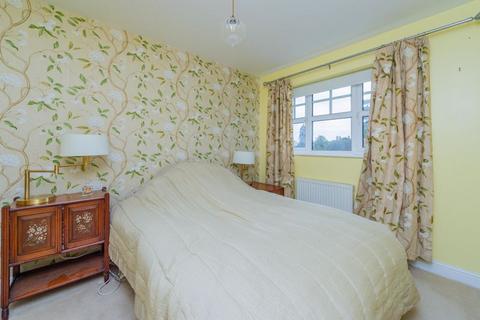 20 Castle Walks, Chirk, Wrexham, LL14 5LQ