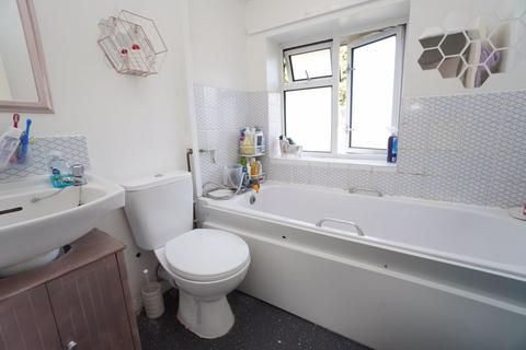 125 Bowerdean Road, High Wycombe, HP13 6AY
