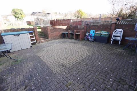 125 Bowerdean Road, High Wycombe, HP13 6AY