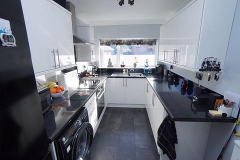 2 bedroom terraced house for sale, Totteridge Road, High Wycombe HP13