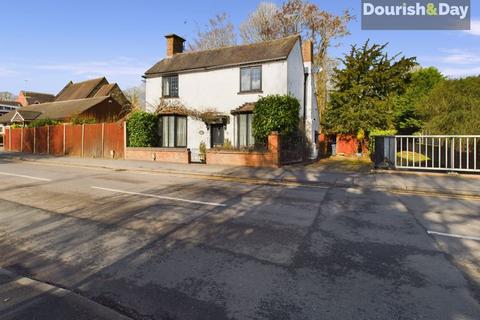 4 bedroom detached house for sale, New Road, Stafford ST19