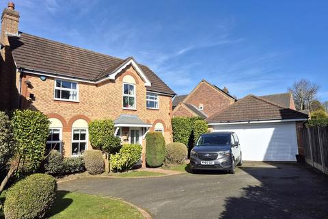 4 bedroom detached house to rent, Bradwell Croft, Sutton Coldfield B75