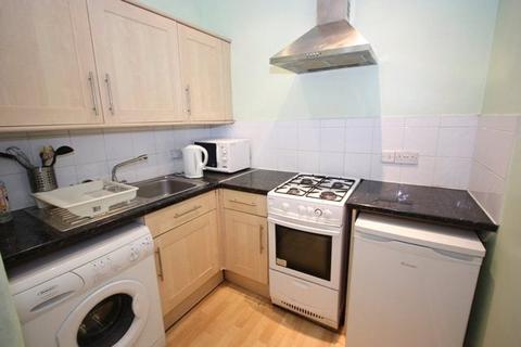 2 bedroom flat to rent, Spittal Street, Edinburgh, EH3