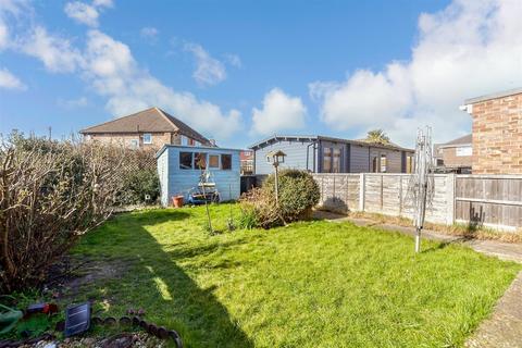 3 bedroom end of terrace house for sale, Fir Tree Close, Ramsgate, Kent