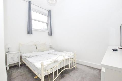 1 bedroom apartment to rent, Birchanger Road, London, SE25