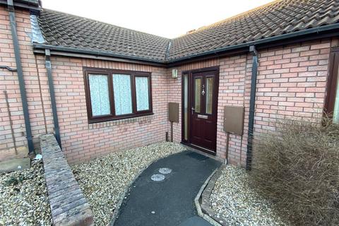 2 bedroom bungalow for sale, Cart Gate, Wellington, Telford, Shropshire, TF1