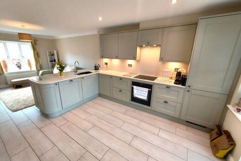 3 bedroom terraced house for sale, The Dairy, Henlow SG16