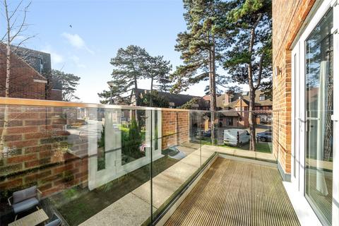 9 Acorn Way, Orpington, BR6 7FG