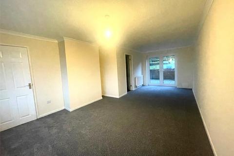 3 bedroom semi-detached house to rent, Deans Close, Flintshire CH6